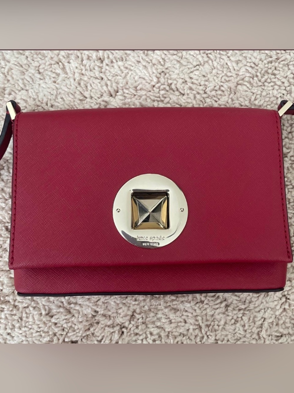 Kate Spade Newbury Lane Red Saffiano Leather Crossbody Turnlock Bag EUC